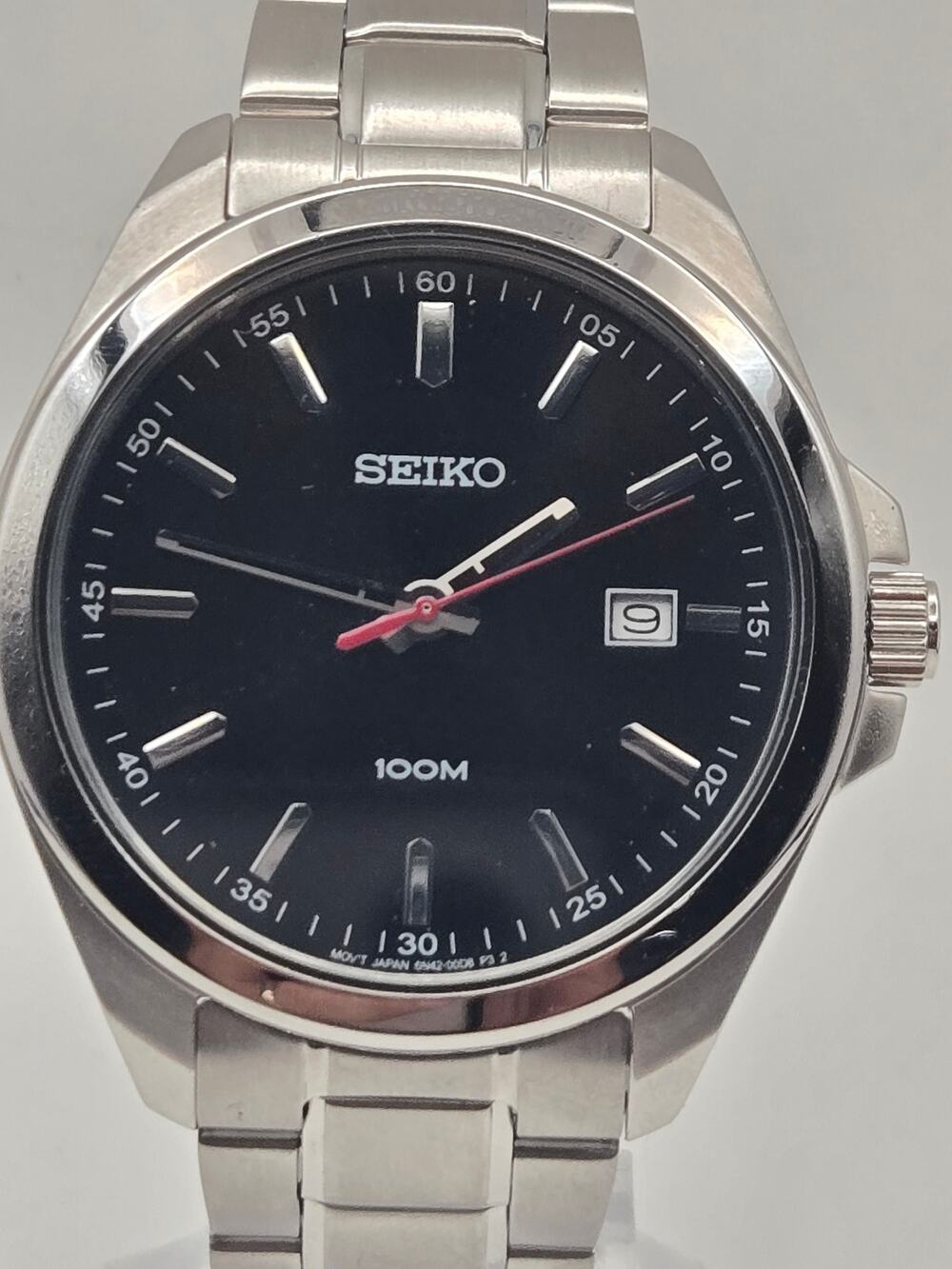 Seiko SUR269 Mens Quartz 41mm Black Dial Watch 6N42-00C0